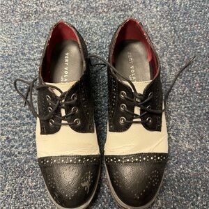 Very Volatile Two-Tone Black and White Oxfords